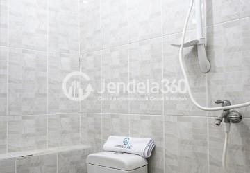 Bathroom Kalibata City Apartment 2BR View Jalan Raya