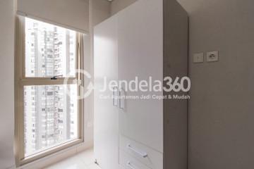 Bedroom 2 Strategic Location 3BR Apartment at Taman Anggrek Residence Tower Fragrant