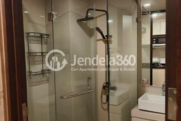 Bathroom Low Floor Studio Apartment with City View at Vasaka Solterra Apartment