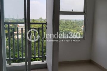 Bedroom Low Floor Studio Apartment with City View at Serpong Garden Apartment