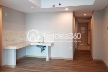 Kitchen Modern 2BR Apartment High Floor with City View at Holland Village Apartment