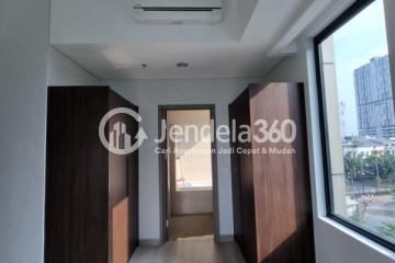 Bedroom 1 Low Floor 2BR Apartment with Swimming Pool View at Southgate Residence