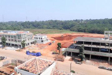 Balcony 2BR Apartment with City View at Podomoro Golf View Apartment