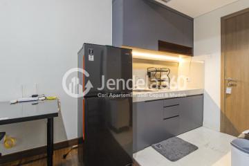 Kitchen Tidy Studio Apartment at Puri Orchard Apartment Tower Chedar Height B