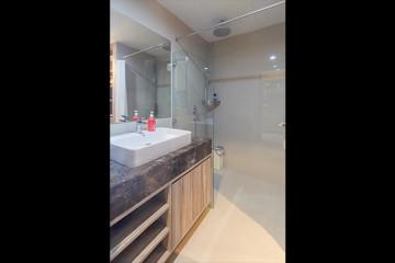 Bathroom Studio Sudirman Hill Residence Apartment at High Floor