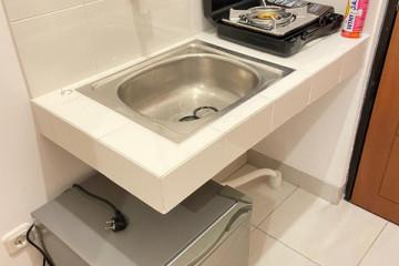 Kitchen Low Floor Studio Apartment with City View at EcoHome Citra Raya