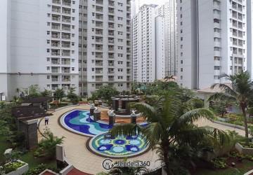 Balcony Mediterania Garden Residence 2 2BR View Garden/Kolam Renang