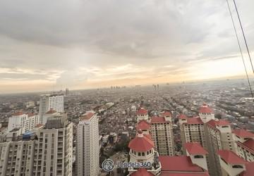 Balcony Neo Soho Residence 1BR Non Furnished