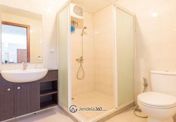 Bathroom High Floor 2BR Apartment with Pool&City View at Thamrin Residence Apartment