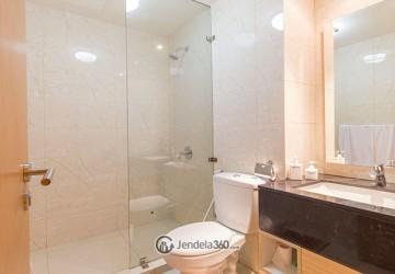 Bathroom High Floor 2BR Apartment with City View (Selatan) View at The Mansion Kemayoran Jasmine