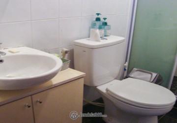 Bathroom Best Deal 2BR Apartment Middle Floor with Pool View (Utara) View at Casablanca Mansion