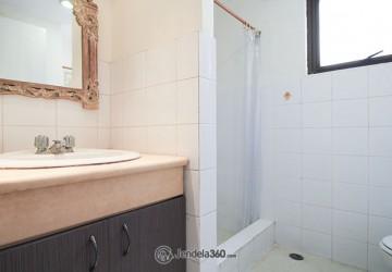 Bathroom Taman Rasuna Apartment 2BR View City (Utara)