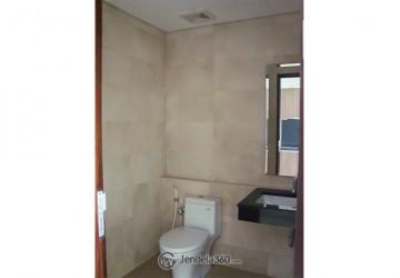 Bathroom Lavenue Apartment 2BR View City (Selatan)