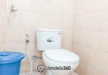 Bathroom Menara Latumenten 2BR Fully Furnished