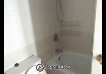 Bathroom Batavia Apartment 1BR Fully Furnished