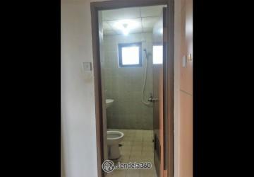 Bathroom Salemba Residence 2BR Fully Furnished