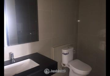 Bathroom Simply Look 3BR Apartment High Floor with City View at Royale SpringHill Residence