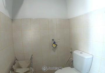 Bathroom CBD Pluit Apartment 3BR Fully Furnished