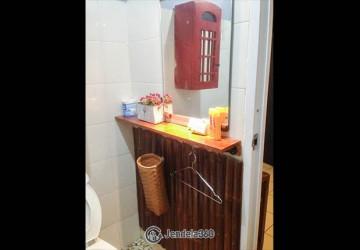 Bathroom Pancoran Riverside Apartment Studio Fully Furnished