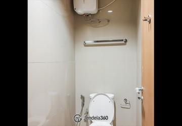 Bathroom Middle Floor Studio Apartment with Garden View at Tree Park City