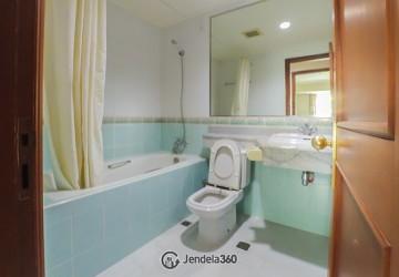 Bathroom Low Floor 1BR Apartment with Pool View at Casablanca Apartment