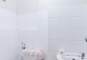 Bathroom Trendy Studio Apartment at Kebagusan City Apartment Tower C