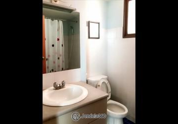 Bathroom Stunning 2BR Apartment High Floor with City View at Taman Rasuna Apartment