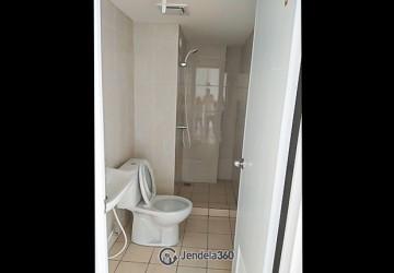 Bathroom M-Town Residence Serpong 2BR View Pool