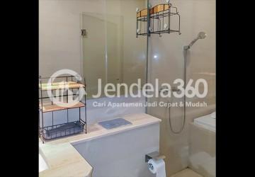 Bathroom Simply Look 2BR Apartment at Taman Anggrek Residence High Floor