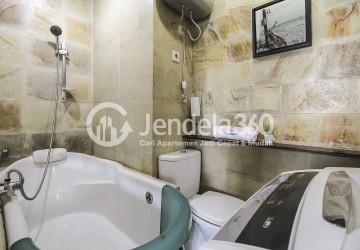 Bathroom Sudirman Park Apartment Studio Fully Furnished High Floor