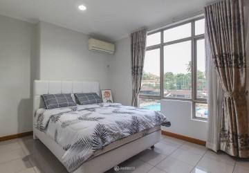 Bedroom 1 2BR Apartment with Pool View at Pondok Club Villa