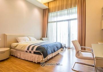 Bedroom 4BR Apartment with Pool View at Pakubuwono Residence