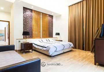 Bedroom 4BR Apartment with Pool View at Pakubuwono Residence