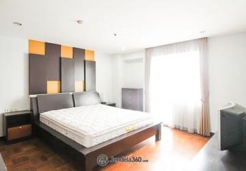 Bedroom Stylish 3BR Apartment at Park Royal Apartment Tower 2