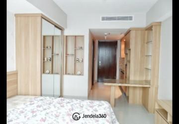Bedroom Low Floor Studio Apartment with City View at U Residence Karawaci