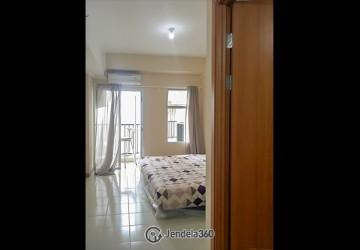 Bedroom Spotless Studio Apartment Middle Floor with Pool View at Victoria Square Apartment