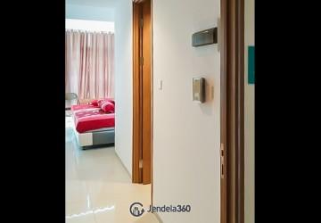 Bedroom Middle Floor Studio Apartment with Garden View at Tree Park City