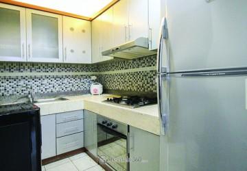 Kitchen 3BR Apartment with City View (Utara) View at Bellagio Residence