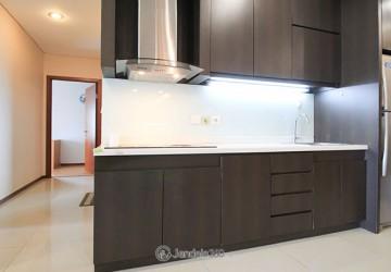 Kitchen Strategic Location 3BR Apartment Middle Floor with Pool View (Selatan) View at Thamrin Residence Apartment