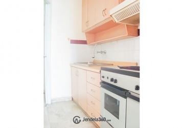 Kitchen Beverly Tower Apartment 2BR View City (Selatan)