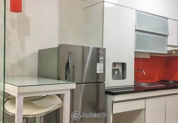 Kitchen Low Floor Studio Apartment with city view View at Thamrin Executive Residence