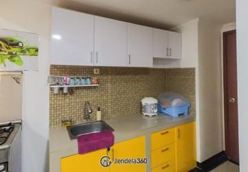 Kitchen Middle Floor 4BR Apartment with Pool View at Grand Palace Kemayoran