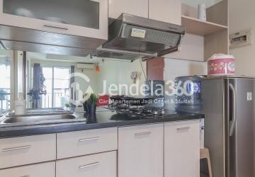 Kitchen Green Central City Apartment 2BR Fully Furnished