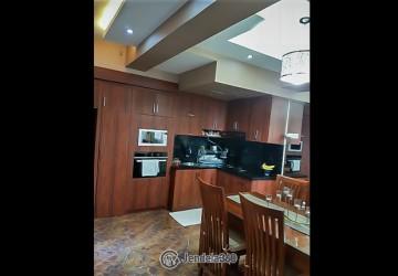 Living Room Low Floor 2BR Apartment with City View at Pakubuwono Terrace