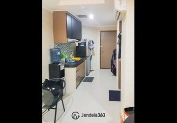 Living Room Green Central City Apartment 1BR Fully Furnished