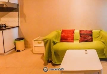 Living Room Middle Floor 2BR Apartment with City View at Sahid Sudirman Residence