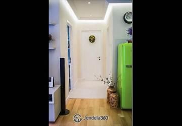 Living Room Middle Floor 3BR Apartment with City View at Thamrin Residence Apartment