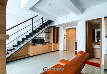 Living Room Low Floor 1BR Apartment with City View at Tree Park City