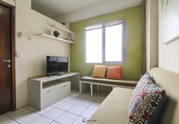 Living Room Good Deal 2BR Apartment Low Floor with City View at East Park Apartment