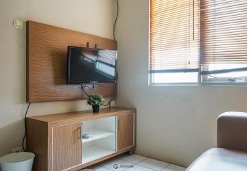 Living Room East Park Apartment 2BR Fully Furnished